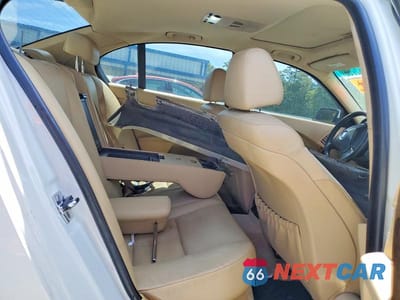 Zdjęcie 10 z 12 samochodu: 2007 BMW 525 I VIN:WBANE53547CW64044 - miniatura