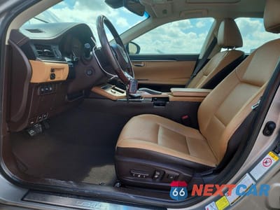 Zdjęcie 7 z 12 samochodu: 2018 LEXUS ES 350 VIN:58ABK1GG4JU106249 - miniatura