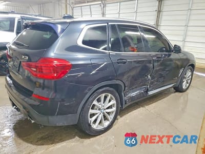 Trzecie zdjęcie samochodu z tyłu: 2018 BMW X3 XDRIVE30I VIN:5UXTR9C58JLC73798 - miniatura