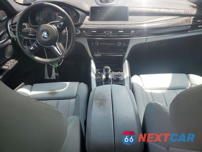 Zdjęcie 8 z 13 samochodu: 2019 BMW X6 M VIN:5YMKW8C50KLR38425 - miniatura