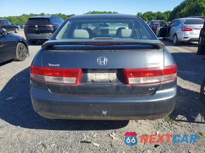 Zdjęcie 6 z 12 samochodu: 2003 HONDA ACCORD LX VIN:1HGCM56393A117172 - miniatura