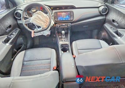 Zdjęcie 8 z 12 samochodu: 2024 NISSAN KICKS SR VIN:3N1CP5DV0RL487280 - miniatura