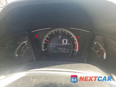 Zdjęcie 9 z 12 samochodu: 2018 HONDA CIVIC LX VIN:19XFC2F52JE008268 - miniatura