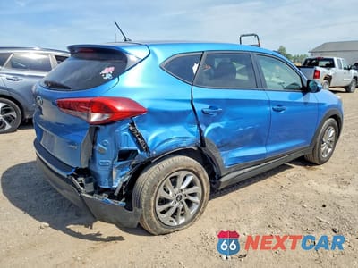 Trzecie zdjęcie samochodu z tyłu: 2018 HYUNDAI TUCSON SE VIN:KM8J2CA48JU694119 - miniatura