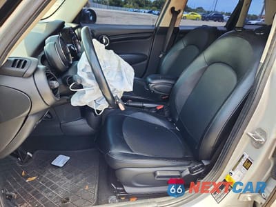 Zdjęcie 7 z 12 samochodu: 2017 MINI COOPER VIN:WMWXU1C35H2F77492 - miniatura
