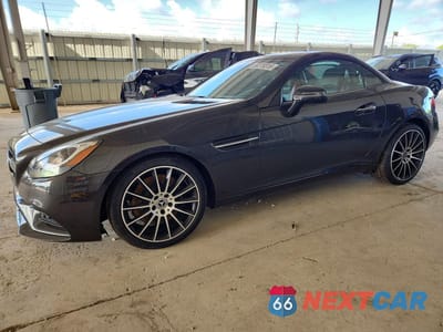2020 MERCEDES-BENZ SLC 300 WDDPK3JA9LF168325 - główne zdjęcie licytacji z USA - miniatura