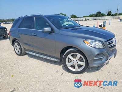 Czwarte zdjęcie samochodu z boku: 2017 MERCEDES-BENZ GLE 350 VIN:4JGDA5JB3HA845311 - miniatura
