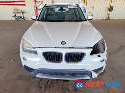 Piąte zdjęcie samochodu w środku: 2014 BMW X1 XDRIVE28I VIN:WBAVL1C55EVY16722 - miniatura