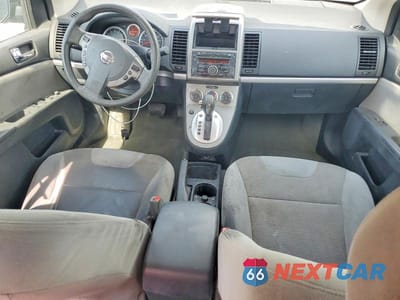 Zdjęcie 8 z 12 samochodu: 2010 NISSAN SENTRA 2.0 VIN:3N1AB6AP2AL671884 - miniatura