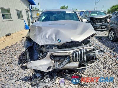 Piąte zdjęcie samochodu w środku: 2021 BMW X1 SDRIVE28I VIN:WBXJG7C08M5U37633 - miniatura