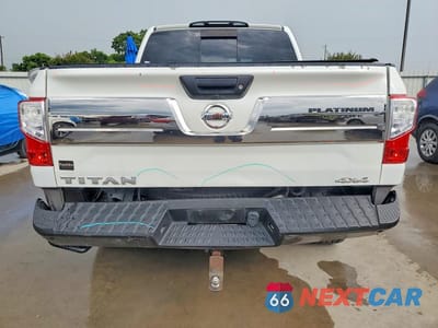 Zdjęcie 6 z 12 samochodu: 2018 NISSAN TITAN PLATINUM RESERVE VIN:1N6AA1E54JN545003 - miniatura