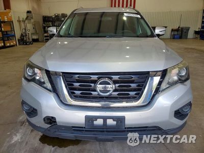Piąte zdjęcie samochodu w środku: 2017 NISSAN PATHFINDER S VIN:5N1DR2MN7HC656923 - miniatura