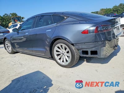 Drugie zdjęcie samochodu z przodu: 2017 TESLA MODEL S VIN:5YJSA1E21HF232447 - miniatura
