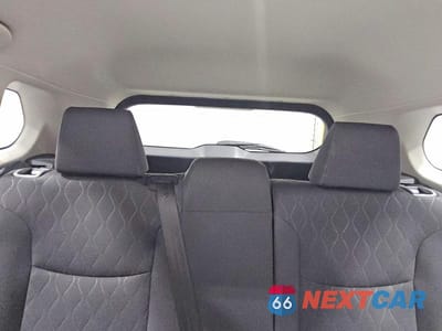 Zdjęcie 10 z 13 samochodu: 2025 TOYOTA COROLLA CROSS LE VIN:7MUCAAAG0SV143385 - miniatura