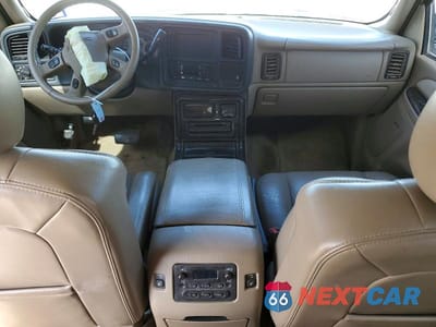 Zdjęcie 8 z 13 samochodu: 2006 GMC YUKON XL DENALI VIN:1GKFK66U06J174384 - miniatura
