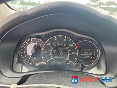 Zdjęcie 9 z 12 samochodu: 2016 NISSAN VERSA NOTE SV VIN:3N1CE2CP7GL355735 - miniatura
