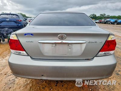 Zdjęcie 6 z 12 samochodu: 2005 TOYOTA CAMRY LE VIN:4T1BE30K25U971249 - miniatura