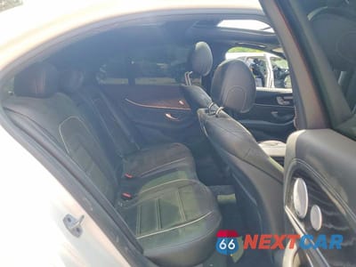 Zdjęcie 10 z 12 samochodu: 2019 MERCEDES-BENZ E 63 AMG-S 4MATIC VIN:WDDZF8KB4KA529831 - miniatura