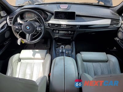 Zdjęcie 8 z 12 samochodu: 2018 BMW X5 M VIN:5YMKT6C58J0X21136 - miniatura