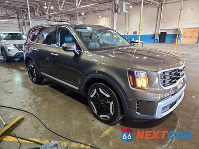 Czwarte zdjęcie samochodu z boku: 2025 KIA TELLURIDE S VIN:5XYP6DGC2SG689945 - miniatura