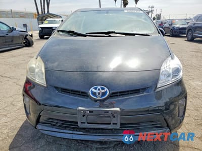 Piąte zdjęcie samochodu w środku: 2012 TOYOTA PRIUS THREE VIN:JTDKN3DU3C5494158 - miniatura
