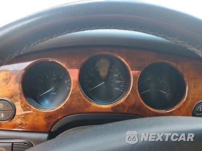 Zdjęcie 9 z 12 samochodu: 2001 JAGUAR XJ8 VIN:SAJDA14C21LF36994 - miniatura