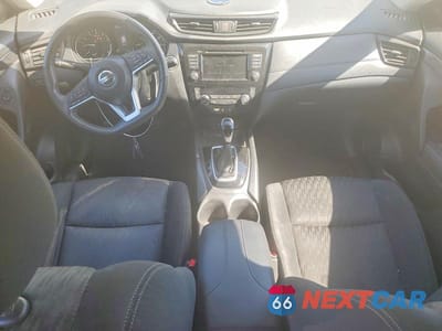 Zdjęcie 8 z 14 samochodu: 2018 NISSAN ROGUE SV VIN:KNMAT2MV3JP616510 - miniatura