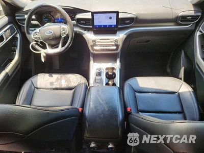 Zdjęcie 8 z 13 samochodu: 2020 FORD EXPLORER XLT VIN:1FMSK8DH6LGC56359 - miniatura