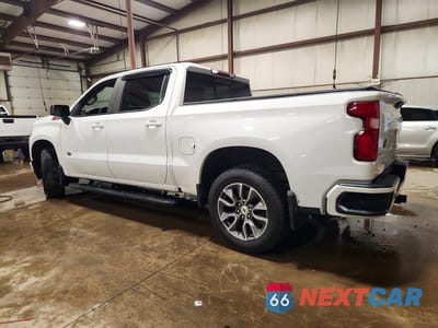 Drugie zdjęcie samochodu z przodu: 2021 CHEVROLET SILVERADO K1500 RST VIN:1GCUYEED5MZ122227 - miniatura