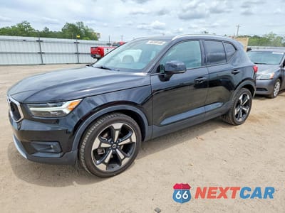 2021 VOLVO XC40 T5 MOMENTUM YV4162UK2M2407030 - główne zdjęcie licytacji z USA - miniatura