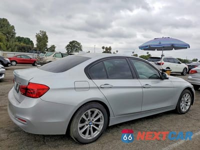 Trzecie zdjęcie samochodu z tyłu: 2018 BMW 320 I VIN:WBA8A9C50JAD27697 - miniatura