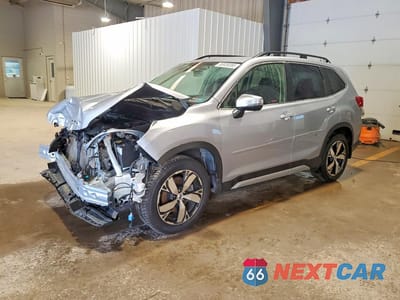 2021 SUBARU FORESTER TOURING JF2SKAXC1MH514800 - główne zdjęcie licytacji z USA - miniatura