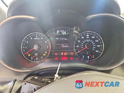 Zdjęcie 9 z 12 samochodu: 2017 KIA FORTE LX VIN:3KPFK4A78HE158659 - miniatura