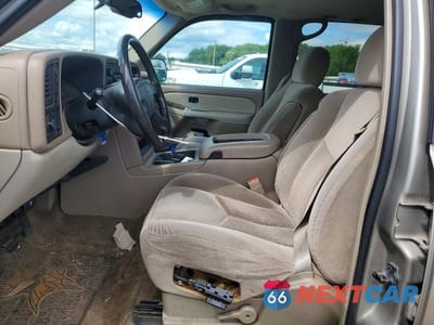 Zdjęcie 7 z 12 samochodu: 2003 CHEVROLET SUBURBAN K2500 VIN:3GNGK26U03G153354 - miniatura