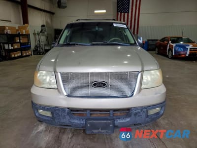 Piąte zdjęcie samochodu w środku: 2004 FORD EXPEDITION XLT VIN:1FMRU15WX4LA67106 - miniatura
