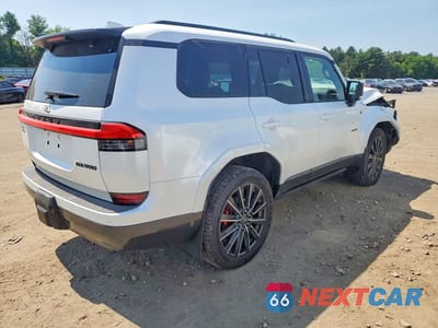 Trzecie zdjęcie samochodu z tyłu: 2025 LEXUS GX 550 LUXURY+ VIN:JTJVBCDXXS5070360 - miniatura
