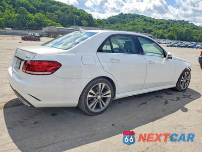 Trzecie zdjęcie samochodu z tyłu: 2014 MERCEDES-BENZ E 350 4MATIC VIN:WDDHF8JB8EA994677 - miniatura