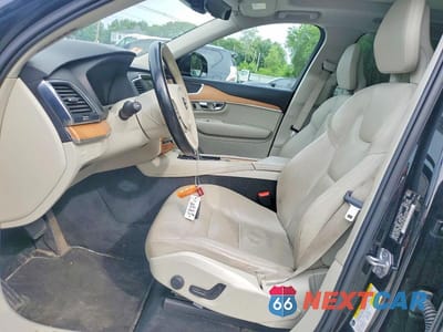 Zdjęcie 7 z 13 samochodu: 2021 VOLVO XC90 T6 MOMENTUM VIN:YV4A22PK8M1751796 - miniatura