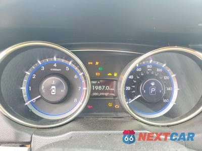 Zdjęcie 9 z 12 samochodu: 2011 HYUNDAI SONATA LIMITED VIN:5NPEC4AC9BH252686 - miniatura