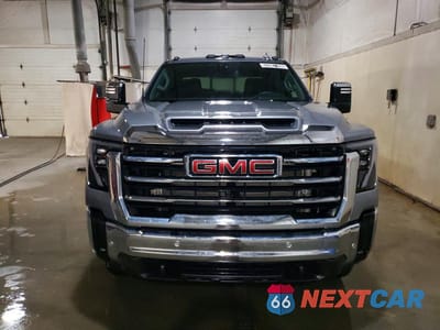Piąte zdjęcie samochodu w środku: 2025 GMC SIERRA K3500 SLT VIN:1GT4UUEY1SF302361 - miniatura