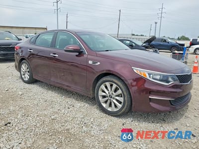 Czwarte zdjęcie samochodu z boku: 2017 KIA OPTIMA LX VIN:5XXGT4L39HG147379 - miniatura