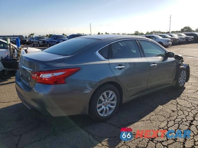Trzecie zdjęcie samochodu z tyłu: 2017 NISSAN ALTIMA 2.5 S VIN:1N4AL3AP7HN318498 - miniatura