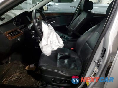 Zdjęcie 7 z 12 samochodu: 2009 BMW 528 XI VIN:WBANV13599C151884 - miniatura