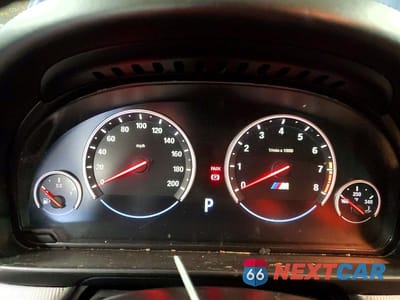 Zdjęcie 9 z 12 samochodu: 2013 BMW M5 VIN:WBSFV9C56DD095999 - miniatura