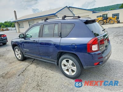 Drugie zdjęcie samochodu z przodu: 2015 JEEP COMPASS SPORT VIN:1C4NJDBB3FD283214 - miniatura