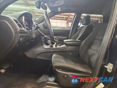 Zdjęcie 7 z 13 samochodu: 2019 JEEP GRAND CHEROKEE LAREDO VIN:1C4RJFAGXKC612565 - miniatura