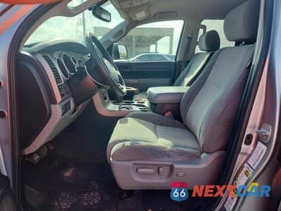 Zdjęcie 7 z 13 samochodu: 2013 TOYOTA TUNDRA DOUBLE CAB SR5 VIN:5TFRY5F15DX140457 - miniatura