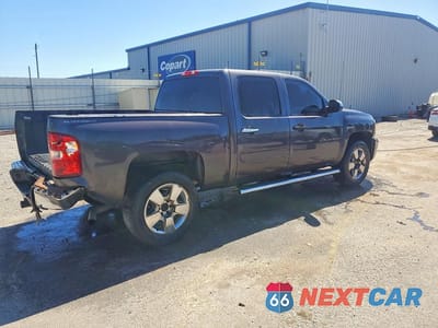Trzecie zdjęcie samochodu z tyłu: 2011 CHEVROLET SILVERADO C1500 LT VIN:3GCPCSE02BG185466 - miniatura