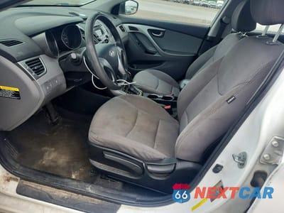 Zdjęcie 7 z 12 samochodu: 2016 HYUNDAI ELANTRA SE VIN:5NPDH4AE7GH665535 - miniatura