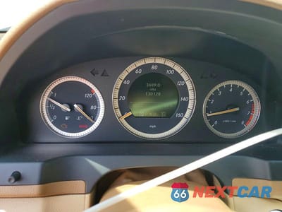Zdjęcie 9 z 12 samochodu: 2008 MERCEDES-BENZ C 300 VIN:WDDGF54X28F076965 - miniatura